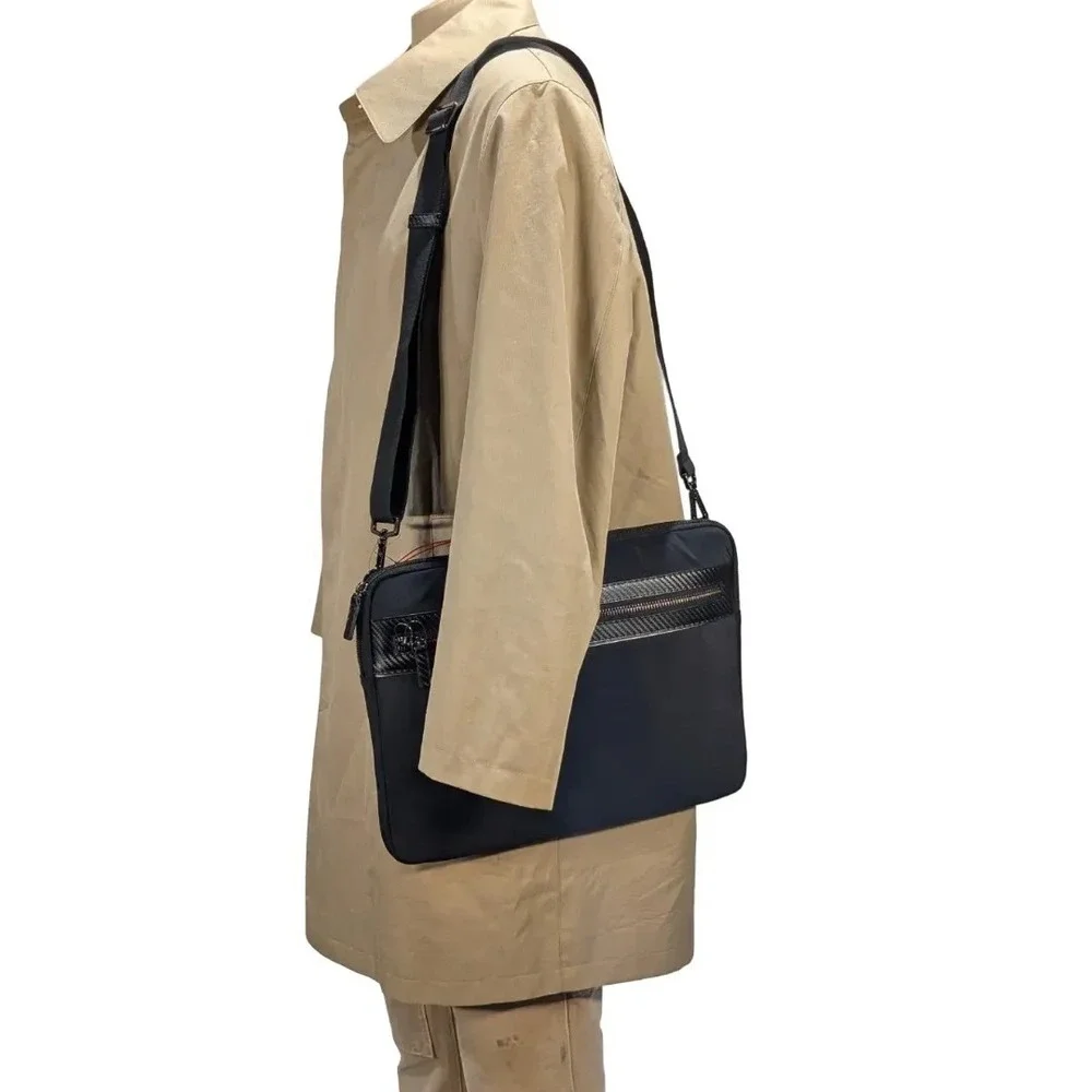 Tumi Mens Black Nylon Crossbody Messenger Bag Carbon Fiber Trim Zip NWT $395 - Picture 2 of 12